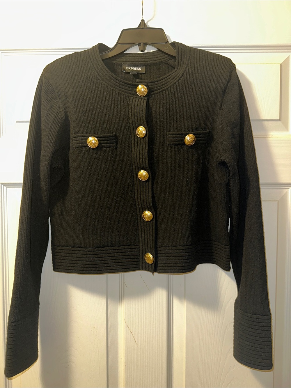 Women’s Express Novelty Button Cropped Ribbed Cardigan in Black - Size L
